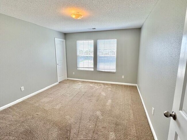 Building Photo - Cordova 3 Bedroom 2.5 Bath Home Houston Le...