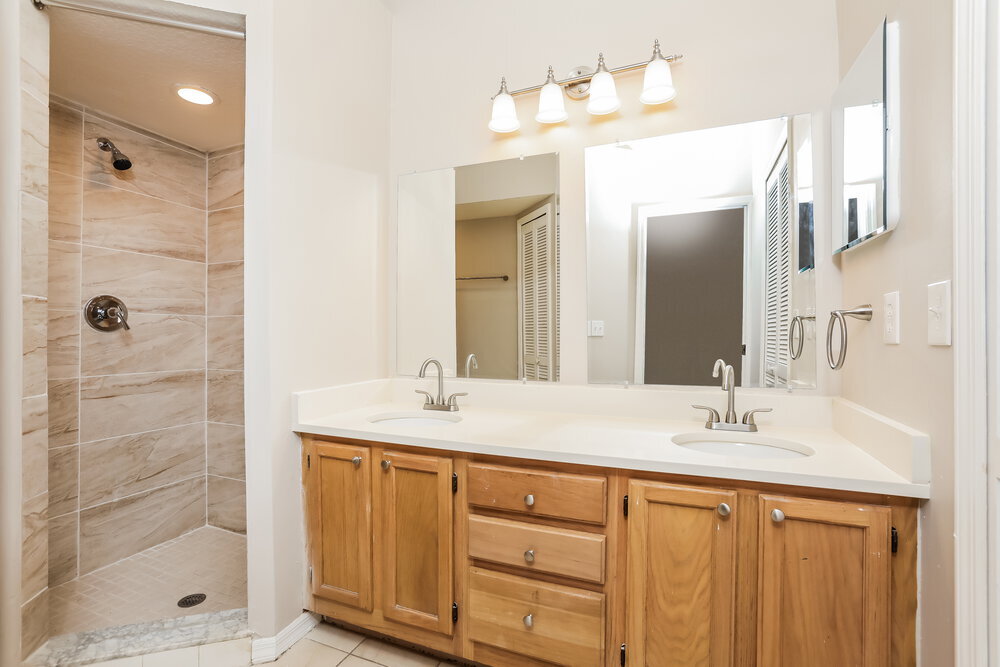 Building Photo - 2523 Dovetail Dr