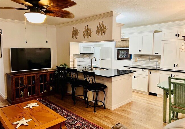Building Photo - 5400 Florida A1A