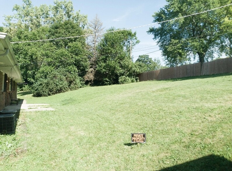 Building Photo - 4805 Javelin Dr