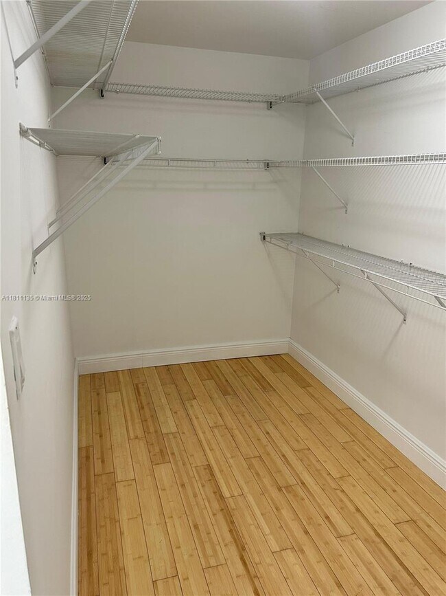 Building Photo - 7280 SW 89th St