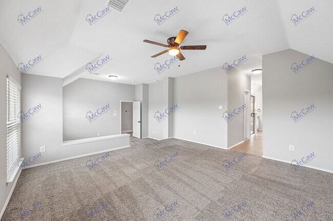 Building Photo - 608 Vasey Oak Dr