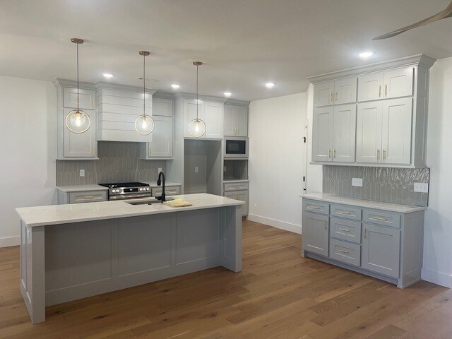 Building Photo - 4750 Cowboy St