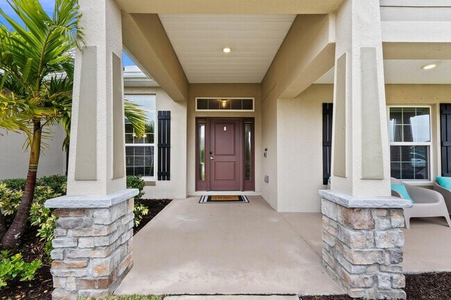 Building Photo - 8324 Amalfi Cir