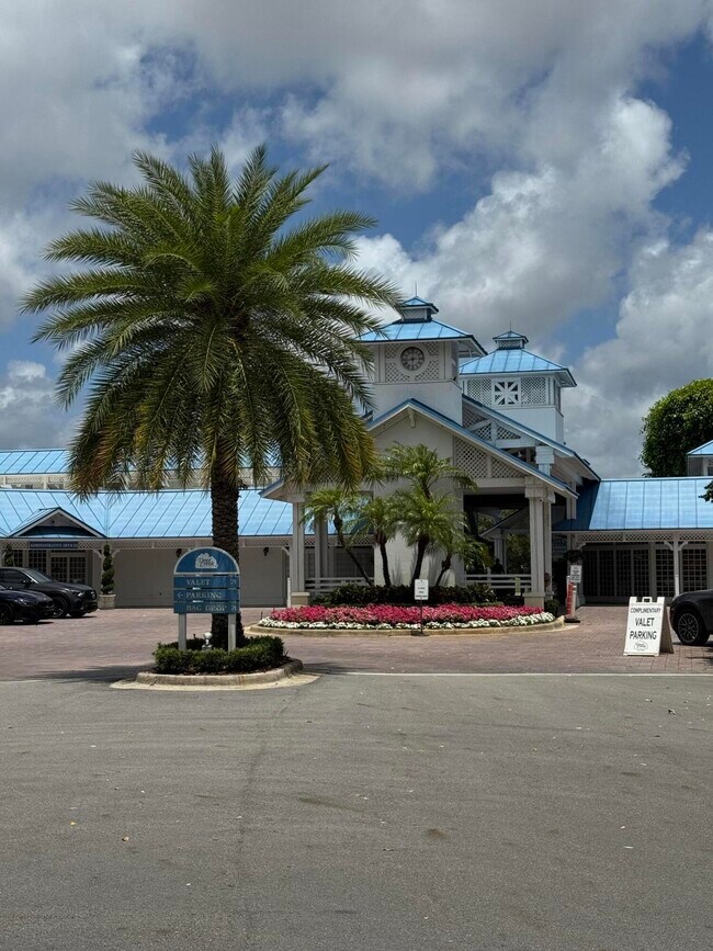 Building Photo - 147 Deer Creek Blvd