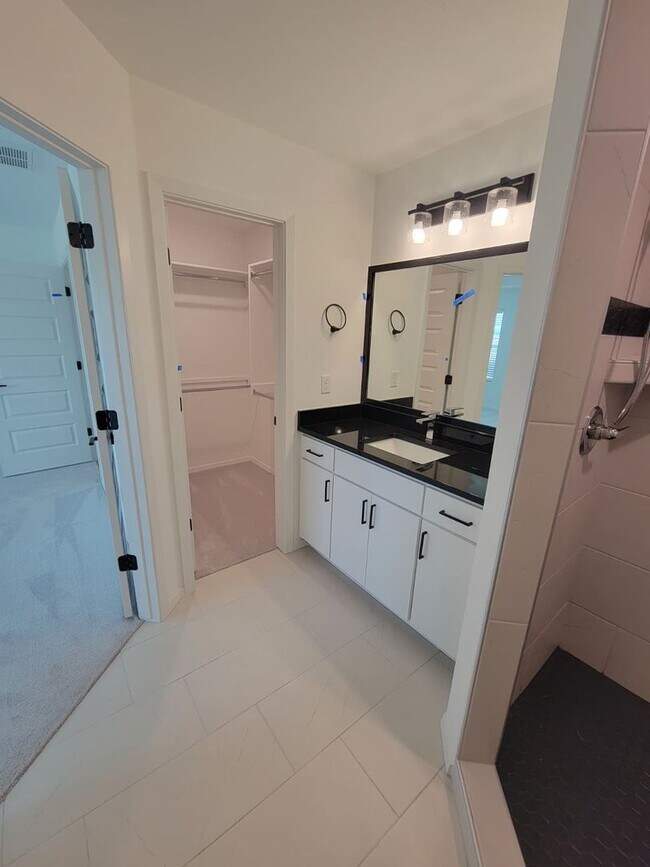 Building Photo - Stunning New Construction Simmons Home - 5 Bed 3 Bath - Pond View!