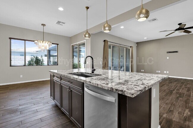 Building Photo - 5116 N 185th Ave