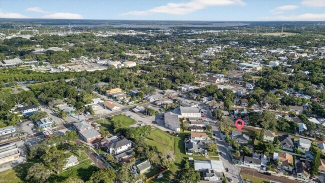 Building Photo - 207 Athens St