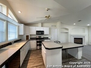 Building Photo - 9611 Hildebrandt