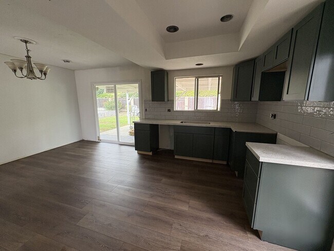 Building Photo - Coming Soon! Red Hill Home 11/01/25