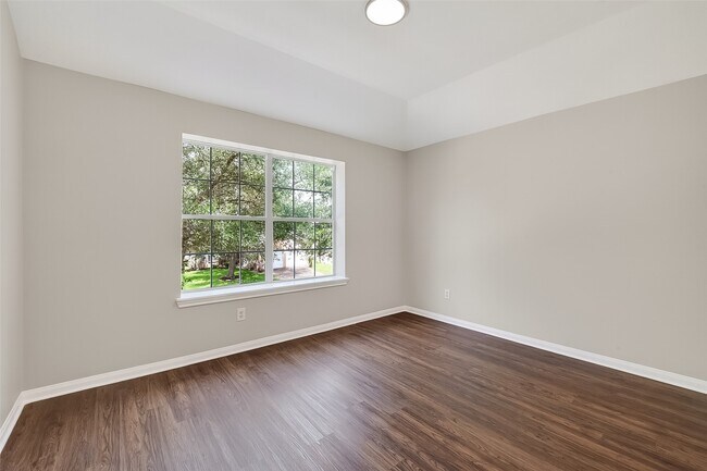 Building Photo - 16311 Yabbie Dr