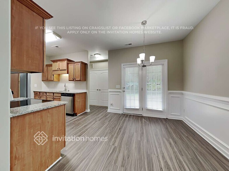 Building Photo - 1920 Shillington Dr