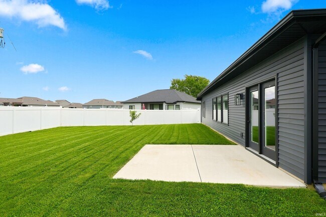 Building Photo - 10827 Kathy Dr