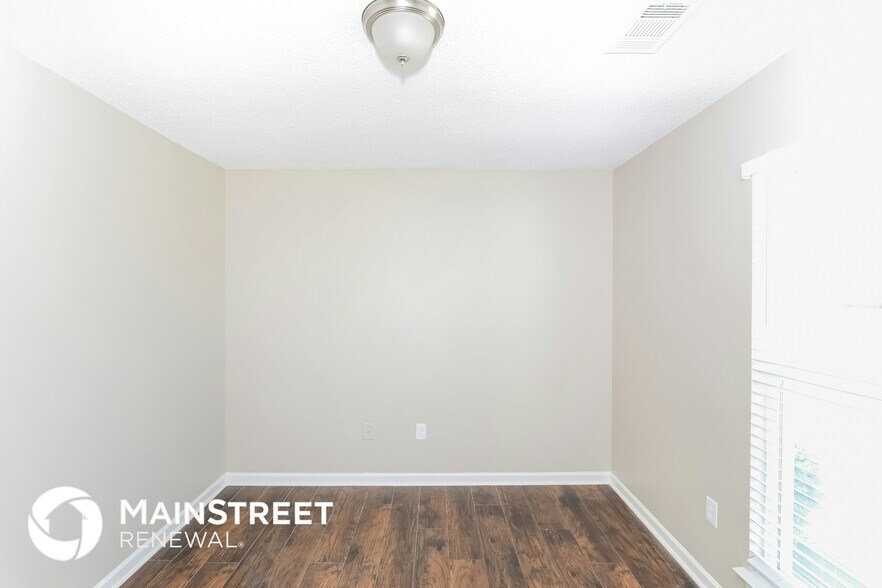 Building Photo - 7232 Layne Dr