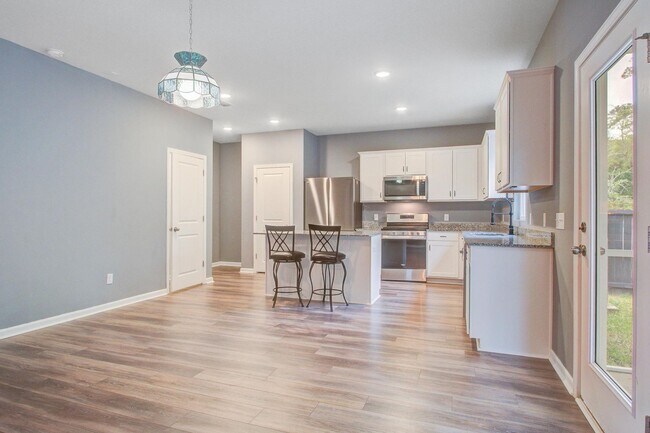 Building Photo - Beautiful Four Bedroom Home in Nexton