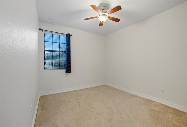 Building Photo - 13011 Riverwalk Cir N