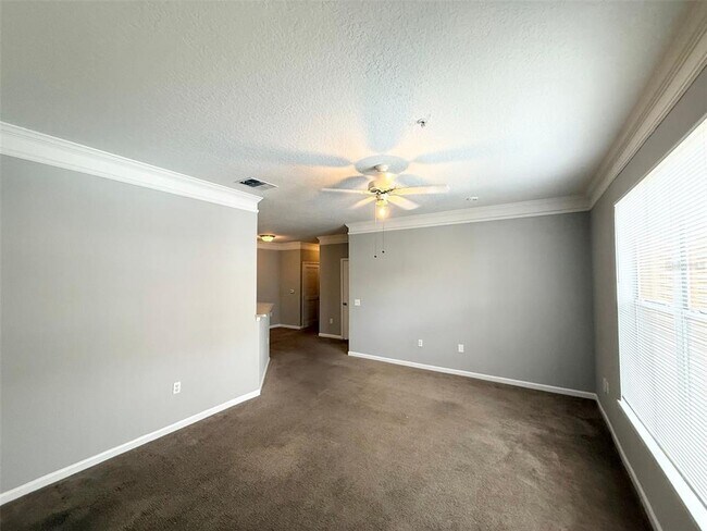 Building Photo - 8848 Villa View Cir
