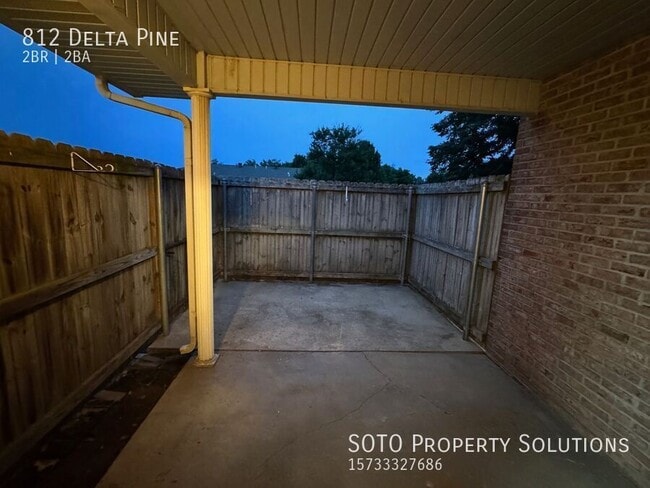Building Photo - 812 Delta Pine