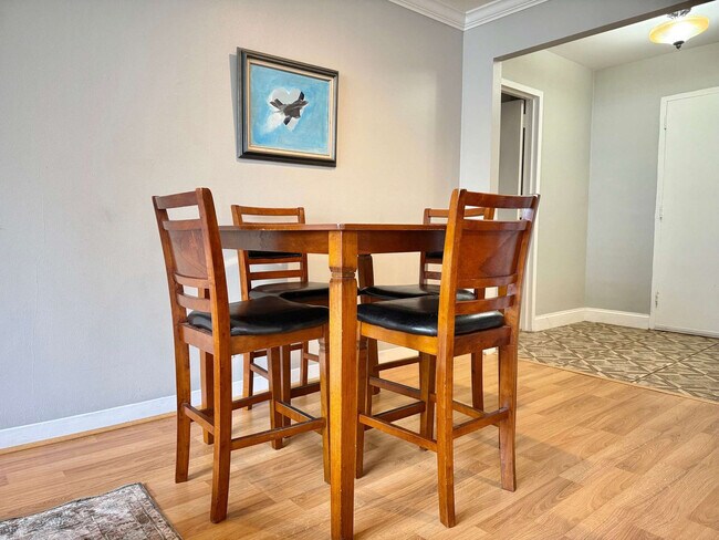 Building Photo - 215 Piedmont Ave NE