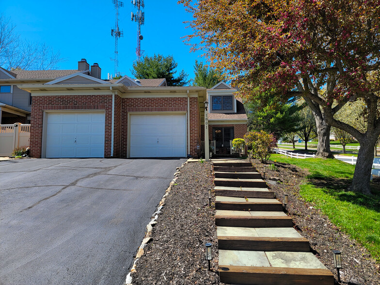Building Photo - 1801 Spring Ridge Ln