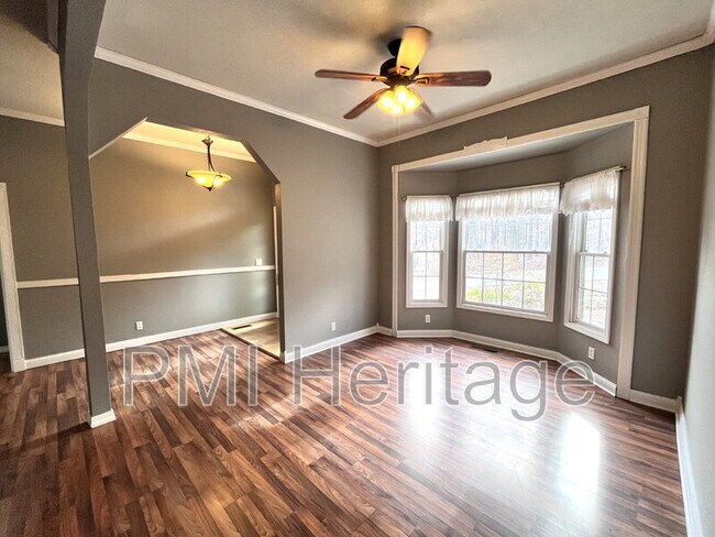 Building Photo - 95 Bassingham Dr