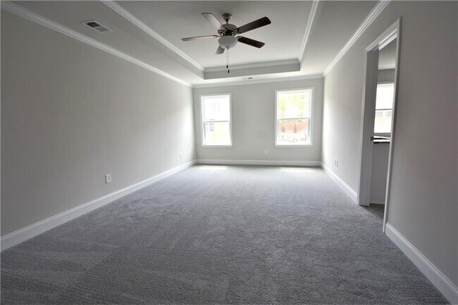 Building Photo - 2966 Chene Dr