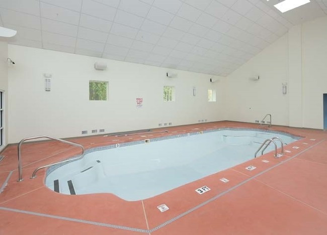 Pool - The Falls At Arden Mills Clubhouse