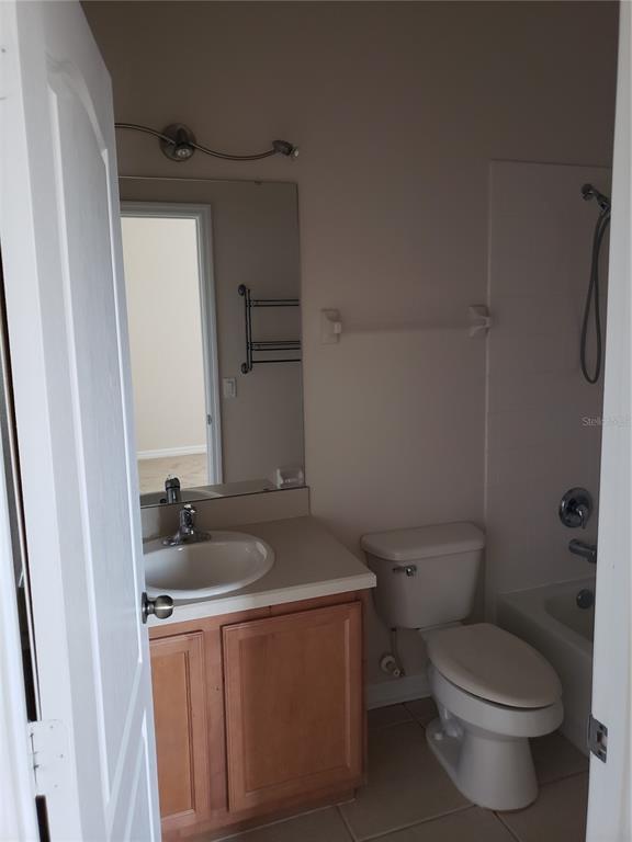 Building Photo - 10325 Manderley Way