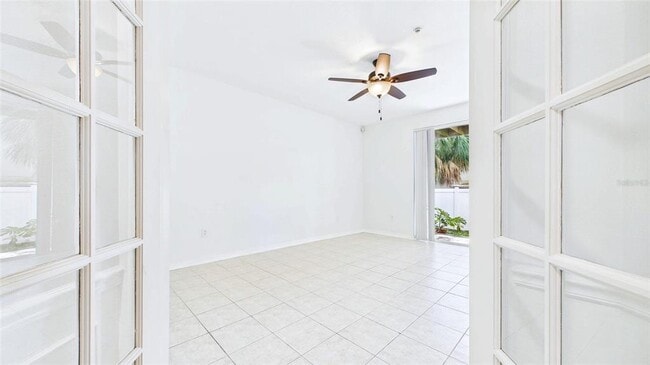 Building Photo - 3175 Bayshore Oaks Dr
