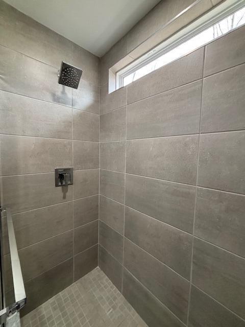 Building Photo - 9272 Hemlock Ln