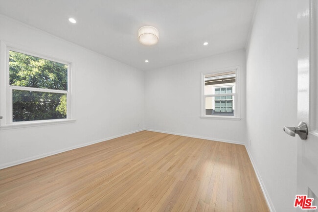 Building Photo - 11345 Cashmere St