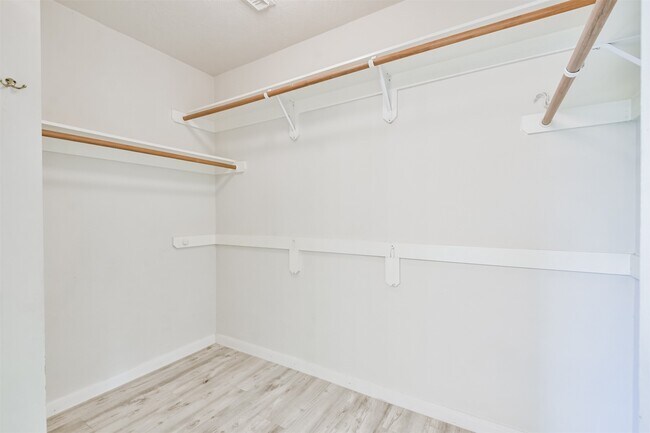 Building Photo - 10239 Sable Trail Ln