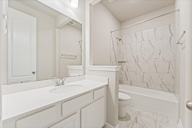 Building Photo - 32067 August Woods Wy