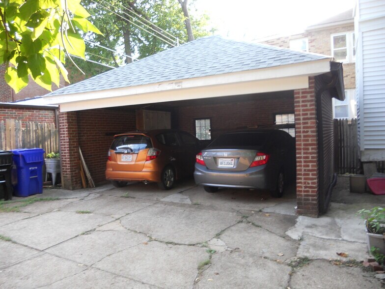 Building Photo - 7228 Dartmouth Ave
