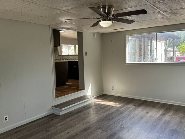 Building Photo - 8415 Braewick Dr
