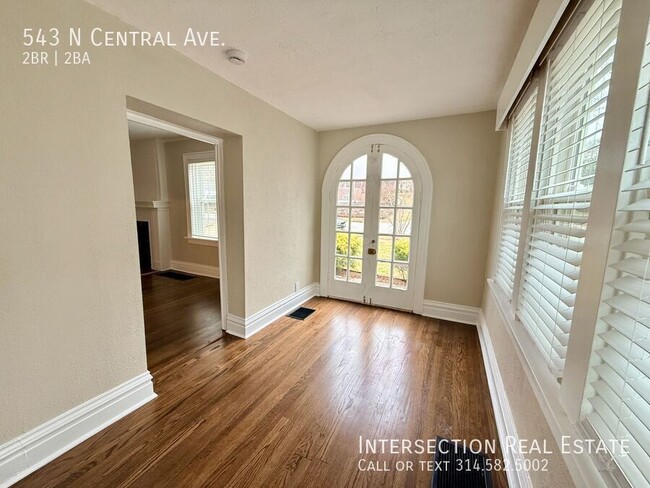 Building Photo - 543 N Central Ave