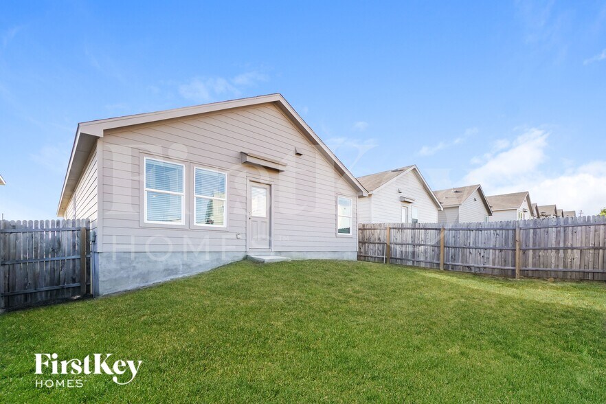 Building Photo - 5163 Fowler Crst