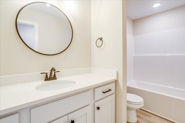 Building Photo - Fox Creek-Maggie Plan MODEL (NOT FOR RENT)