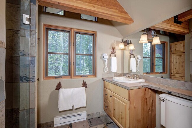 Building Photo - 12 Lower Mountain Home Road