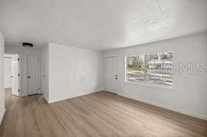 Building Photo - 411 NE 26th Ct