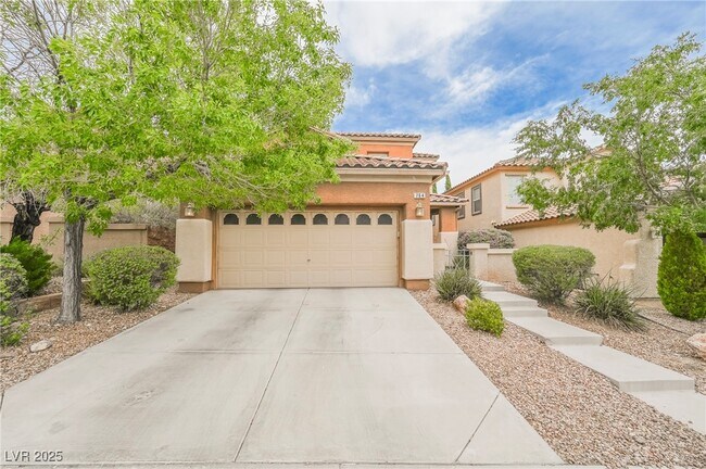 Primary Photo - 764 La Tosca St