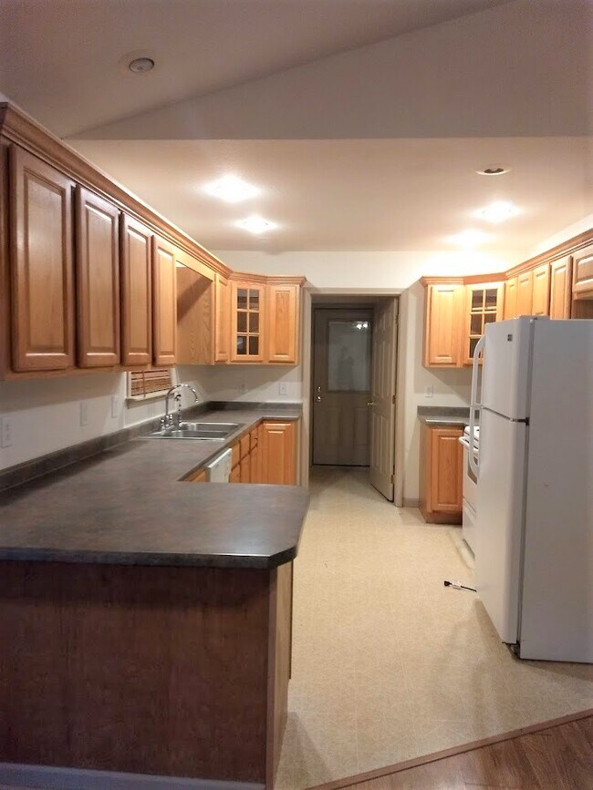 Building Photo - 7 Big Horn Cir