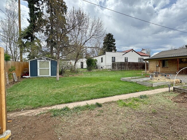 Building Photo - 646 S Canosa Ct