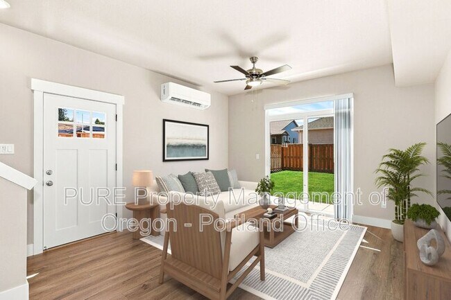Building Photo - 588 NE Alderwood Dr