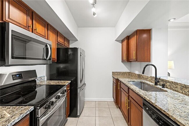 Building Photo - 275 13th St NE