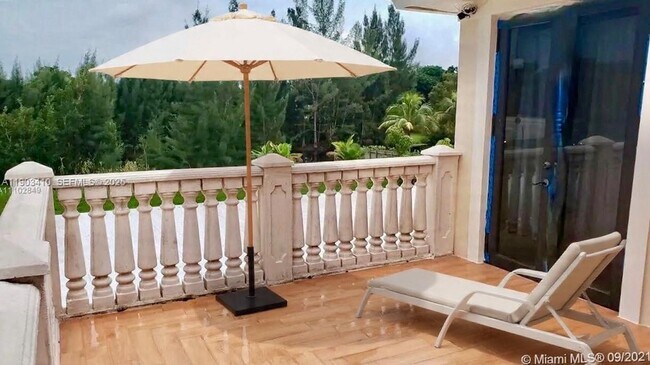 Building Photo - 3301 SW 139th Ave