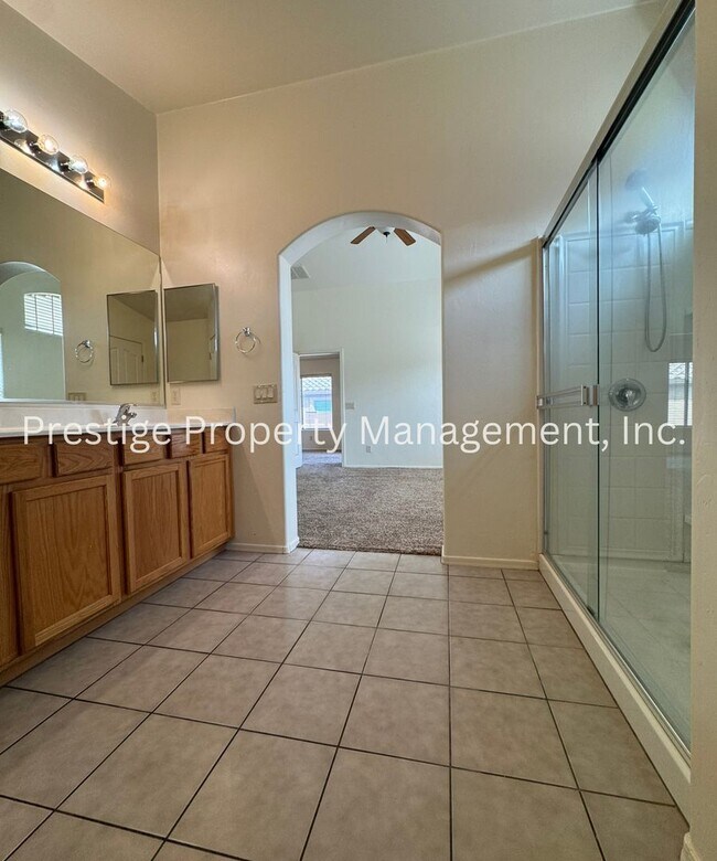 Building Photo - Charming Desirable Vail Home