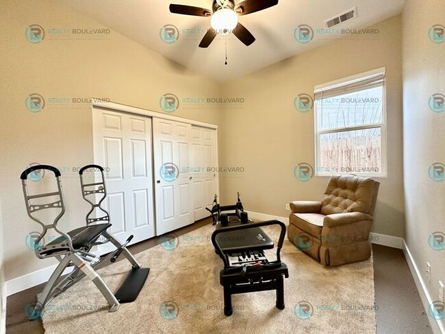 Building Photo - Stunning 3-Bedroom Home in Damonte Ranch –...