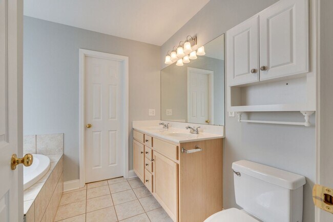 Building Photo - 205 Rockingham Meadows Dr