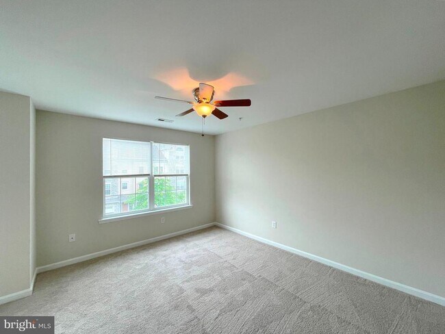Building Photo - 113 Polo Way